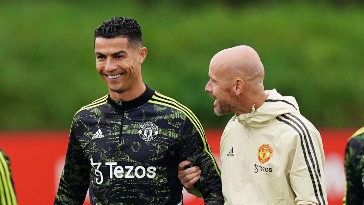 Dikritik Ronaldo, Ten Hag Bilang Gini