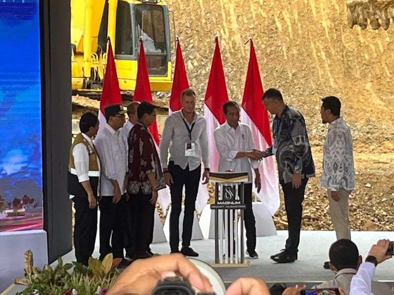 Jokowi Resmikan Proyek Resor Mewah di IKN